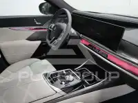 2025 BMW 740