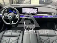 2025 BMW 740