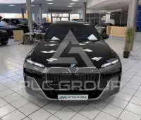 2025 BMW 740