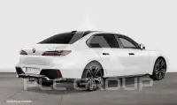 2025 BMW 740