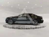 2025 BMW 740