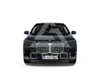 2025 BMW 740