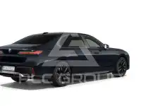 2025 BMW 740