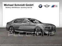 2025 BMW 740