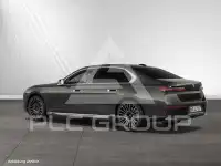 2025 BMW 740