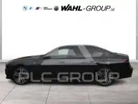 2025 BMW 740