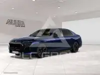 2025 BMW 740