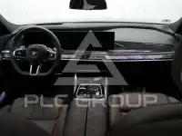2025 BMW 740