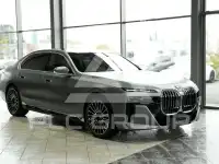 2025 BMW 740