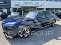 2025 BMW 740