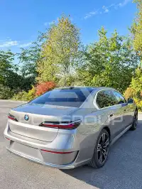 2025 BMW 740