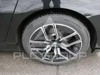 2025 BMW 740
