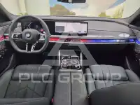 2025 BMW 740