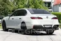 2025 BMW 740