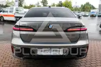 2025 BMW 740