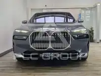 2025 BMW 740