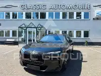 2025 BMW 740