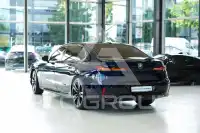 2025 BMW 740