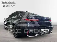 2025 BMW 740