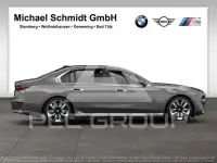 2025 BMW 740