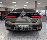 2025 BMW 740