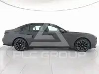 2025 BMW 740