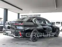 2025 BMW 740