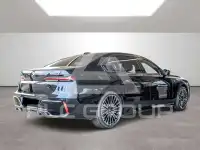 2025 BMW 740