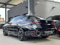 2025 BMW 740