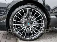 2025 BMW 740