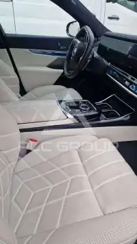 2025 BMW 740