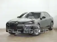 2025 BMW 740