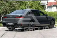 2025 BMW 740