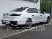 2025 BMW 740