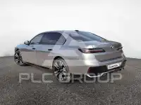 2025 BMW 740