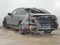 2025 BMW 740