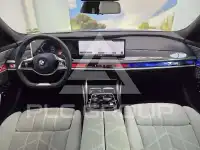 2025 BMW 740