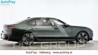 2025 BMW 740