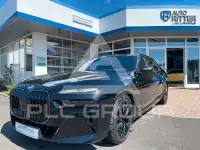 2025 BMW 740
