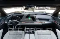 2025 BMW 740