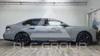 2025 BMW 740