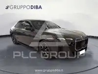 2025 BMW 740