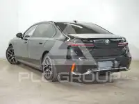 2025 BMW 740