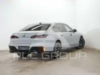 2025 BMW 740