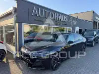 2025 BMW 740
