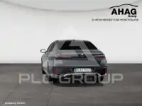 2025 BMW 740