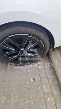 2025 BMW 740