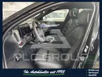 2025 BMW 750