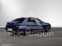 2025 BMW 750