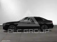 2025 BMW 750